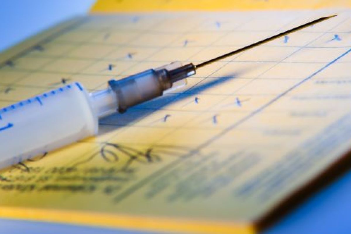 Breiterer Impfschutz gegen Meningokokken – STIKO-Empfehlung in Richtlinie übernommen