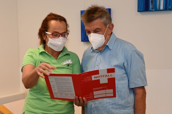 Oberfranken: Bayerischer Hausärzteverband kooperiert mit Gesundheitsregion plus bei Notfallmappe 
